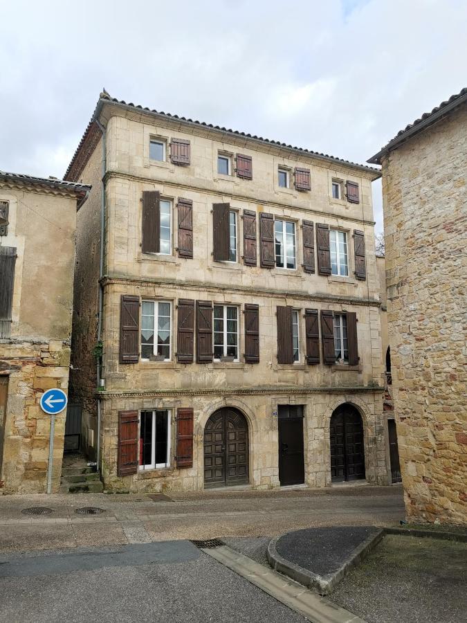 Studio Atypique Immeuble De 1820 퓨멜 외부 사진